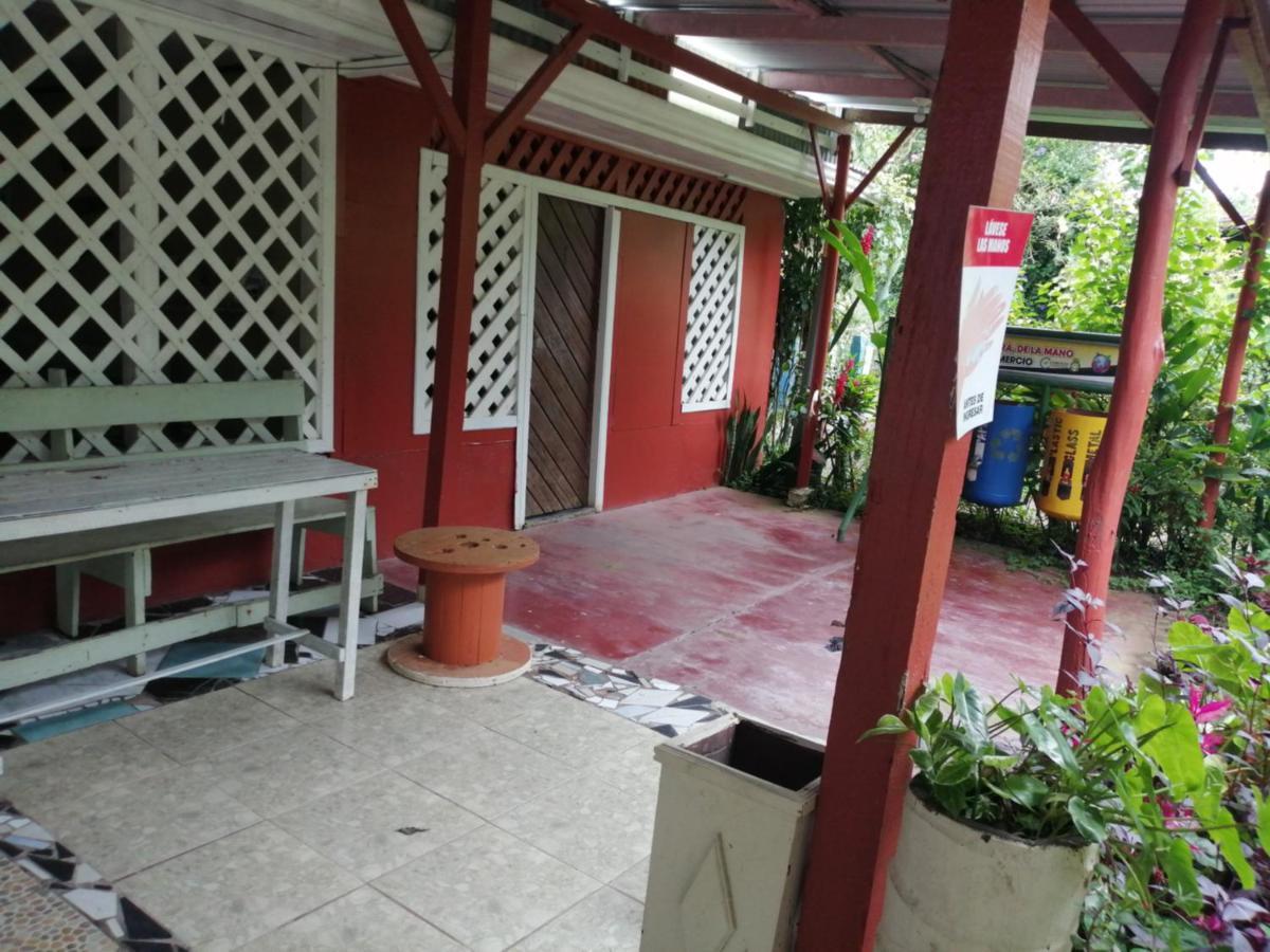 Hospedaje Meryscar Tortuguero Exterior photo