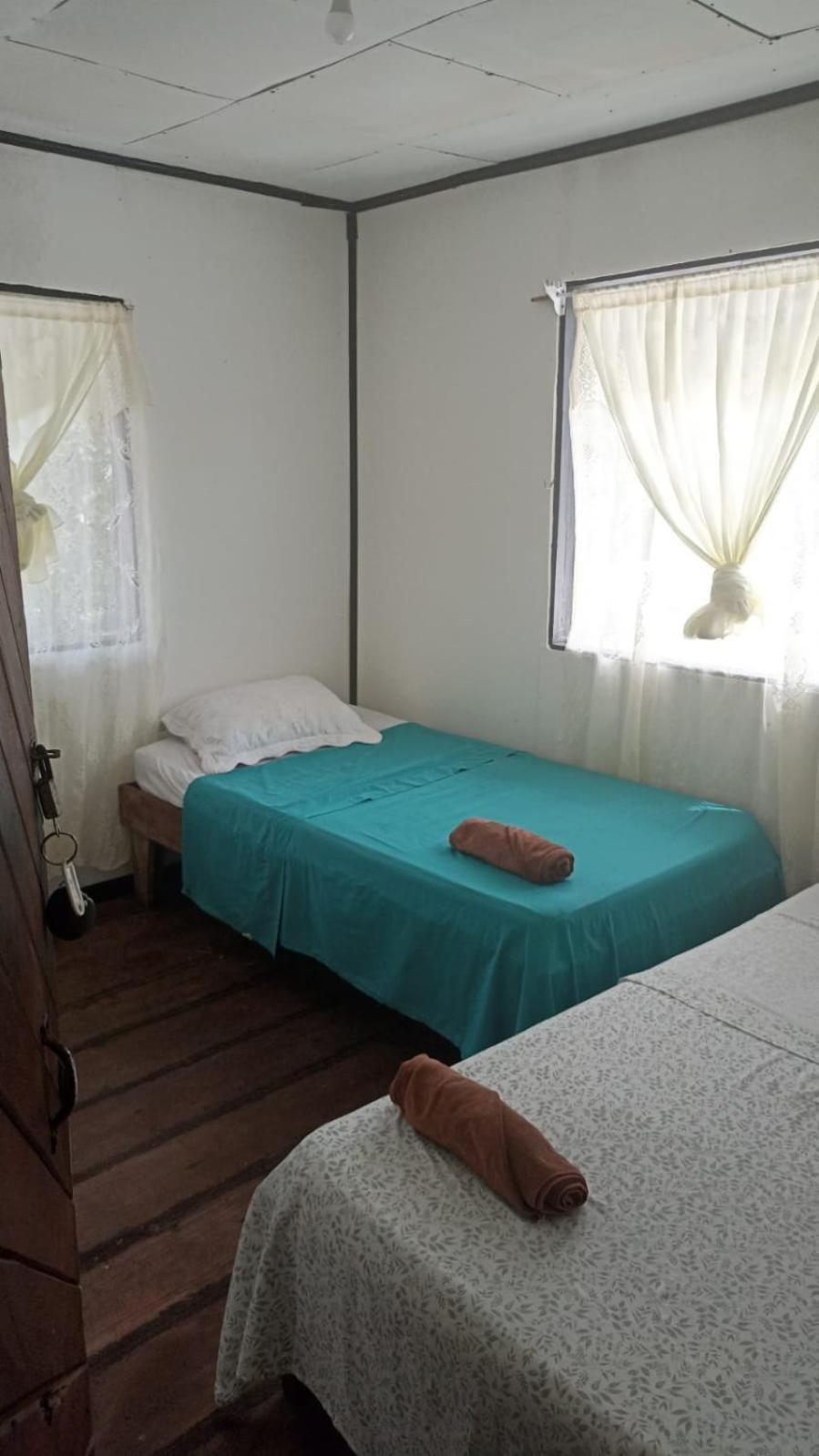 Hospedaje Meryscar Tortuguero Exterior photo